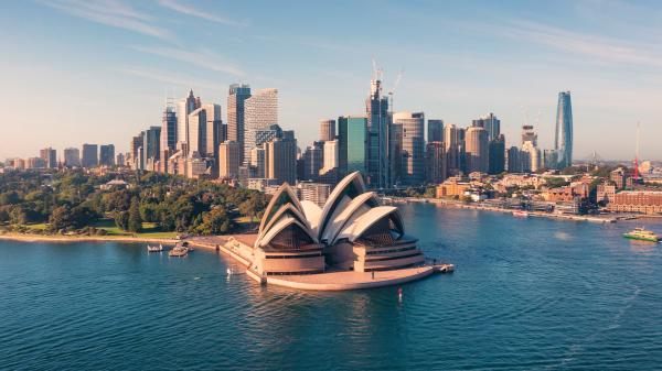 Sydney Half content Tourism Opera House harbour views